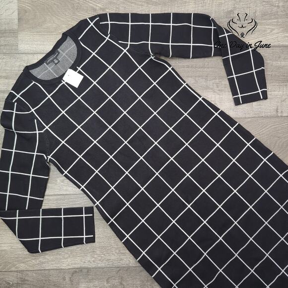 Saks Fifth Avenue Long Sleeve Mini Dress Size S - Picture 3 of 7